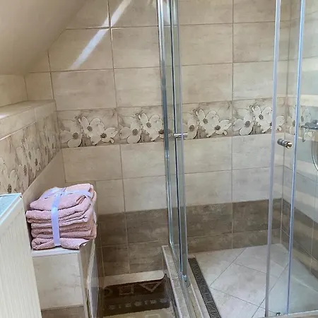 Balaton Family Apartman Balatonfůzfő